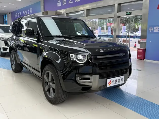 Land Rover Defender — Фото автомобиля 3