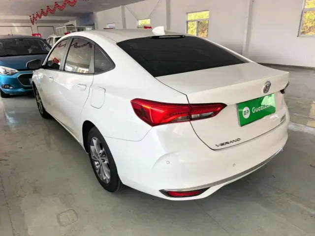 Buick Verano — Фото автомобиля 4