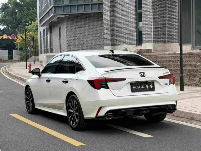 Honda Integra — Фото автомобиля 3