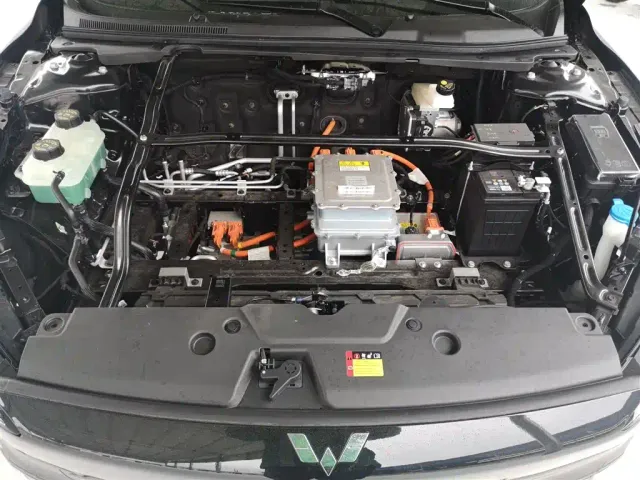 Wuling Starlight — Фото автомобиля 15