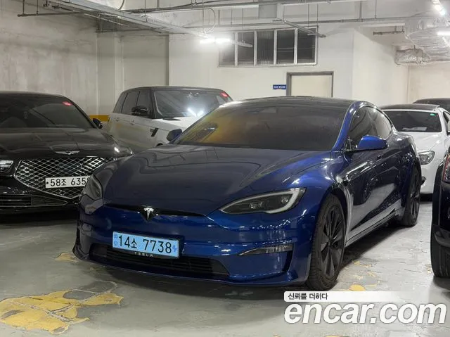 Фотография автомобиля — Tesla Model S