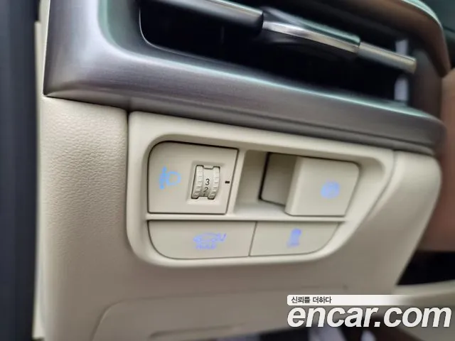 Hyundai Grandeur GN7 — Фото автомобиля 14