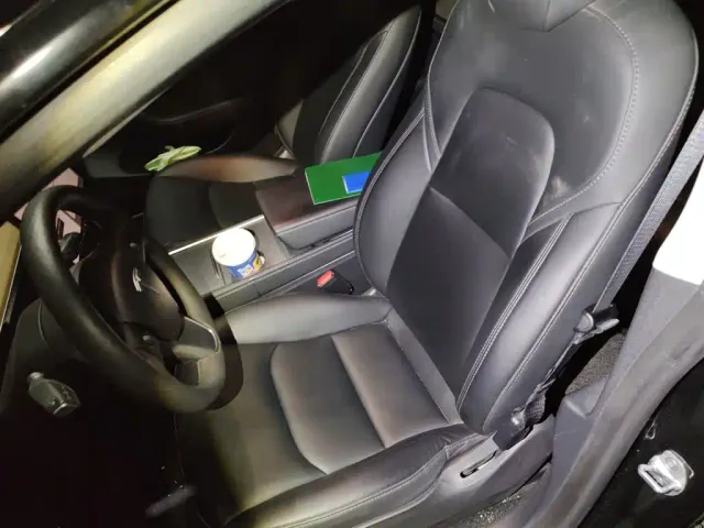 Tesla Model 3 — Фото автомобиля 7