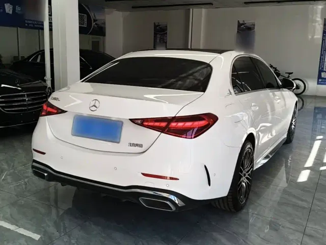 Mercedes-Benz C-Class — Фото автомобиля 6