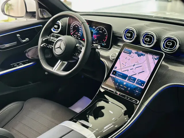 Mercedes-Benz C-Class — Фото автомобиля 12