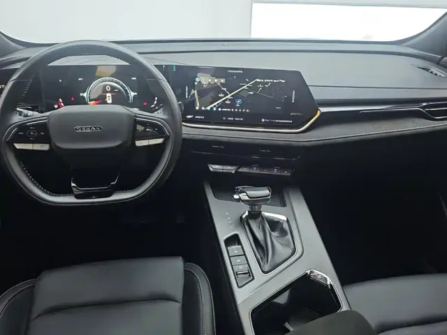 Changan X5 Plus — Фото автомобиля 12