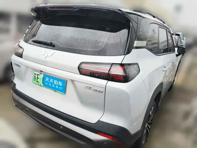 Wuling Starlight 560 — Фото автомобиля 2