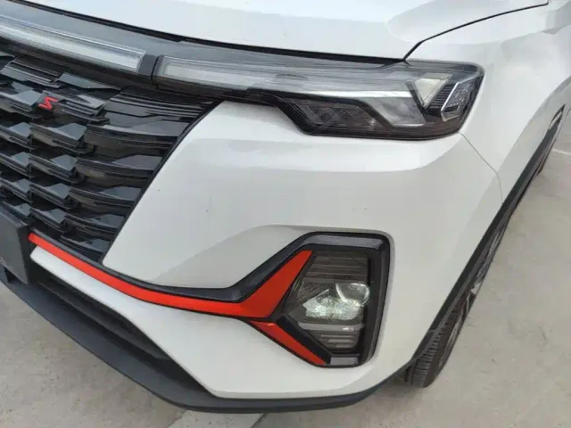 Changan CS35 Plus — Фото автомобиля 23