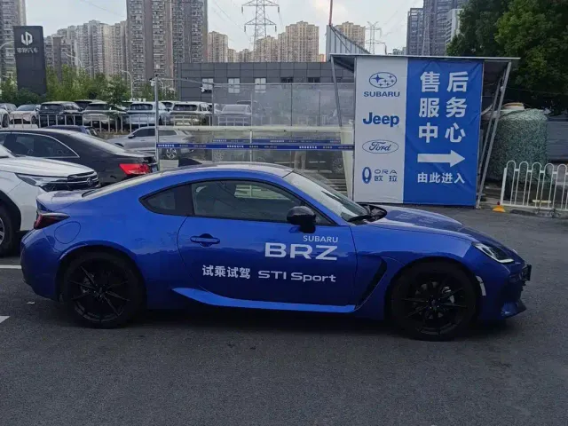 Subaru Subaru BRZ 2025 2.4L Manual EyeSight STI Sport — Фото автомобиля 3