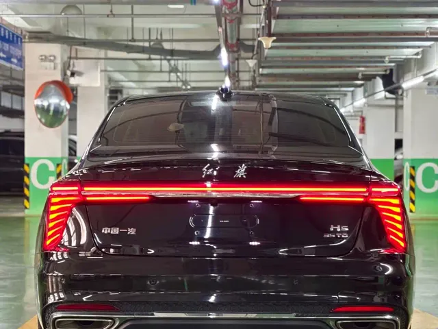 Hongqi H5 — Фото автомобиля 8