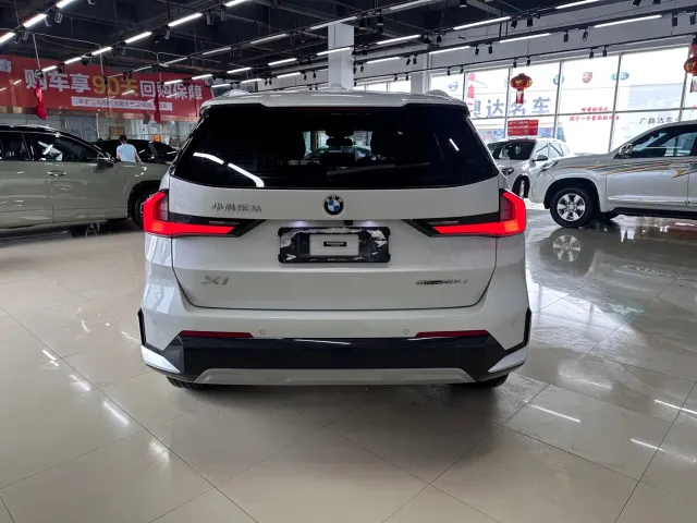 BMW X1 — Фото автомобиля 5