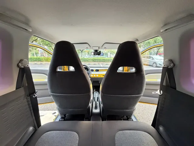 Wuling Hongguang Mini EV — Фото автомобиля 12