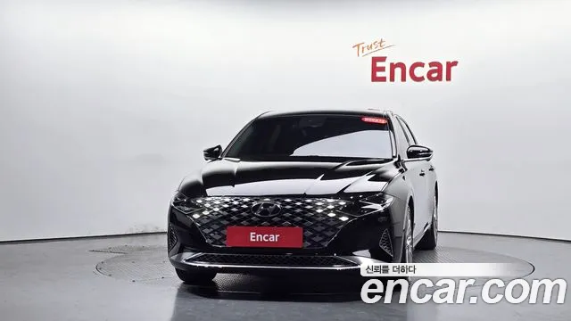 Hyundai Grandeur — Фото автомобиля 3