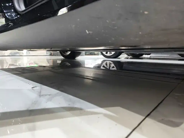 Tesla Model Y — Фото автомобиля 20