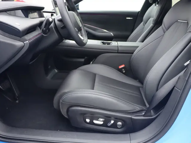 Xiaomi SU7 — Фото автомобиля 5