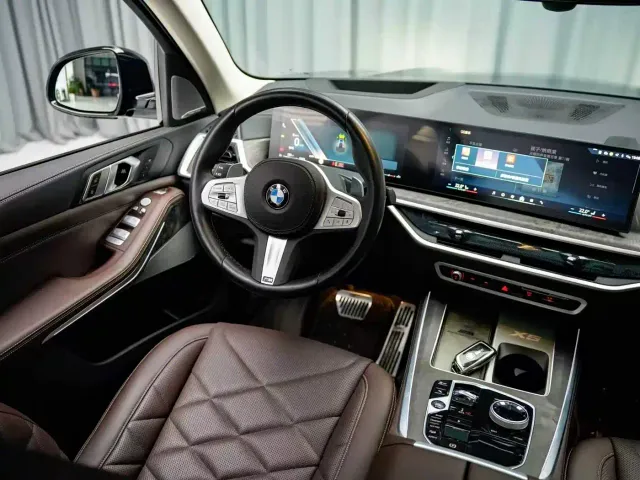 BMW X5 — Фото автомобиля 12
