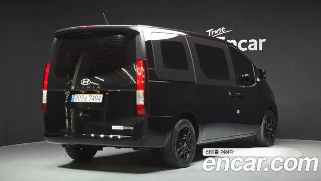 Hyundai Staria Staria Карго 3 места — Фото автомобиля 2