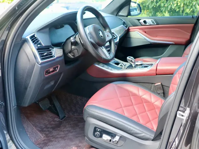 BMW X5 — Фото автомобиля 10
