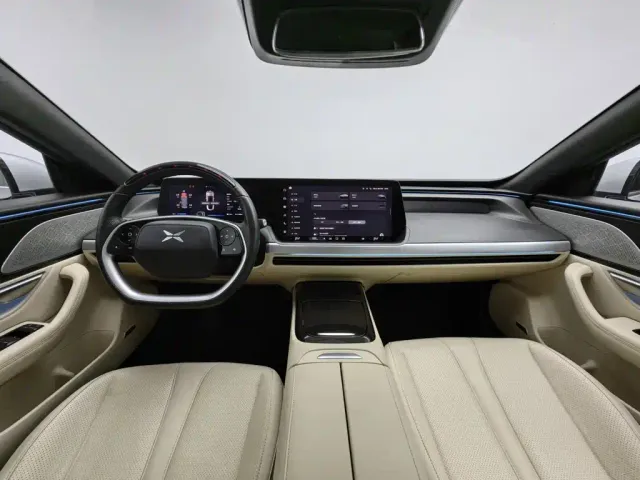 Xpeng P7 — Фото автомобиля 5