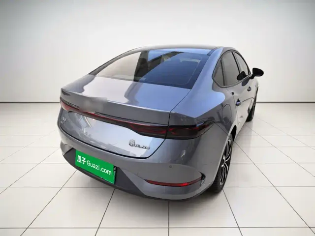BYD Qin L — Фото автомобиля 4