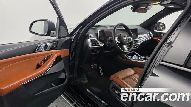 BMW X7 — Фото автомобиля 8