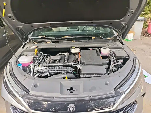 BYD Qin L — Фото автомобиля 19