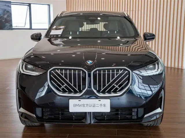BMW X3 — Фото автомобиля 3