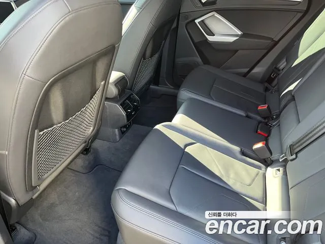 Audi Q3 40 TFSI quattro Premium — Фото автомобиля 16