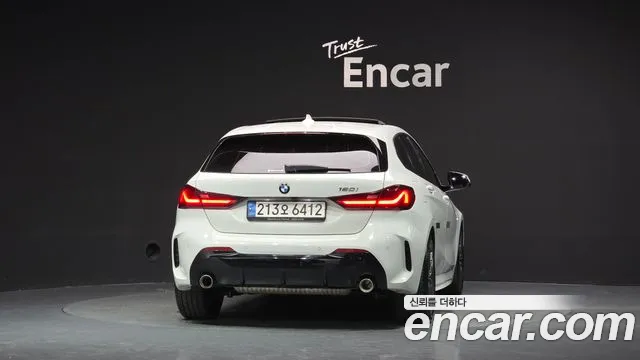 BMW 1 Series F40 — Фото автомобиля 4