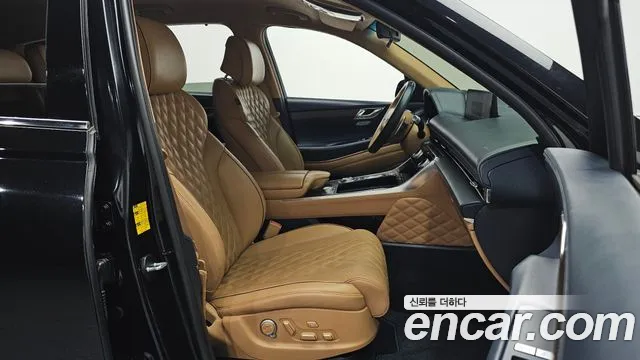 Genesis GV80 — Фото автомобиля 15