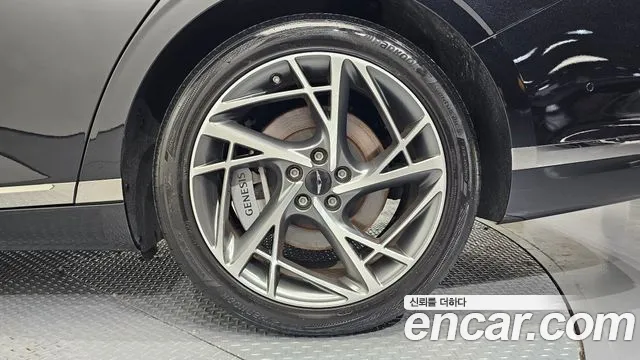 Genesis G90 Бензин 3.5 турбо AWD — Фото автомобиля 20