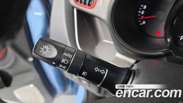 Kia RAY Новый Ray Signature — Фото автомобиля 28