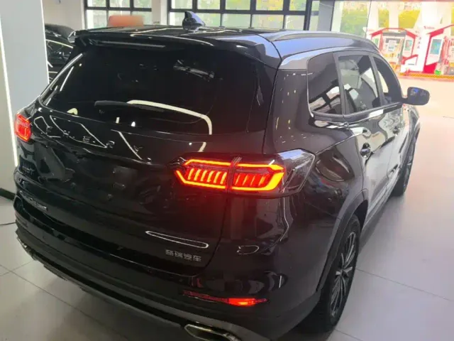 Chery Tiggo 8 PLUS — Фото автомобиля 6