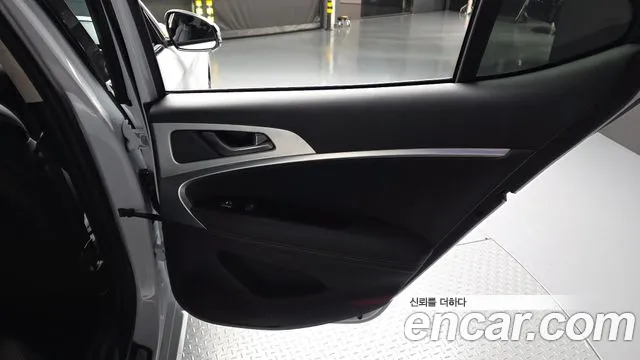 Genesis G70 Новый G70 Бензин 2.5T 4WD — Фото автомобиля 23
