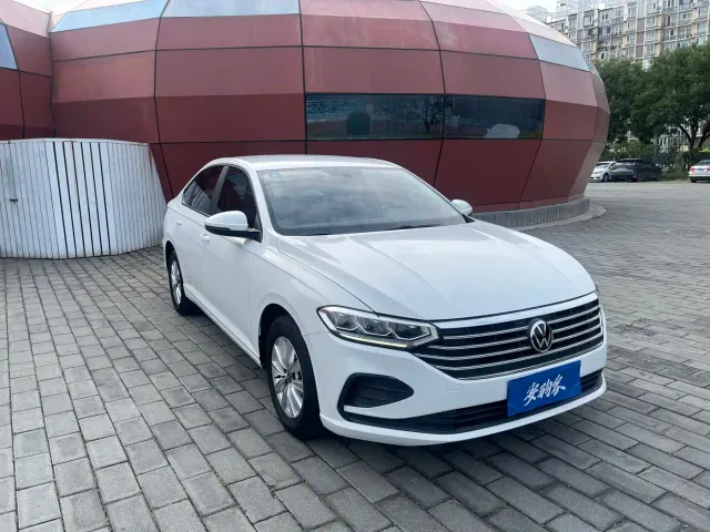 Volkswagen Lavida — Фото автомобиля 3