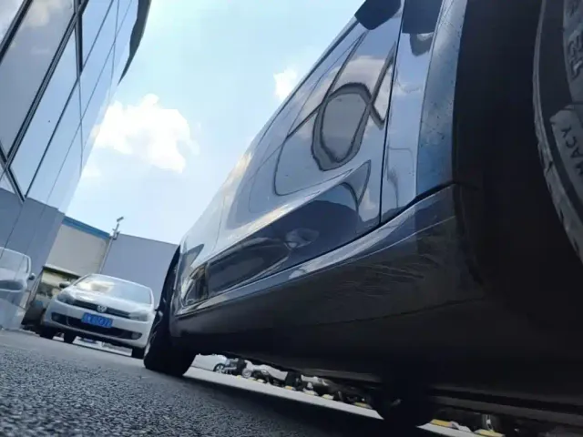 Tesla Model 3 — Фото автомобиля 20