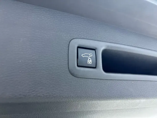 Toyota Granvia — Фото автомобиля 21