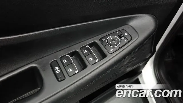 Hyundai Santafe Новый Santa Fe Дизель 2.2 4WD — Фото автомобиля 26