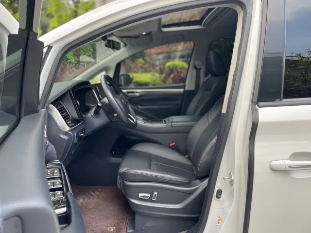 GAC Trumpchi M8 — Фото автомобиля 5