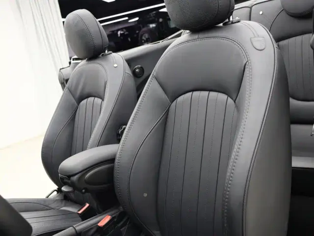 MINI Hatch — Фото автомобиля 3