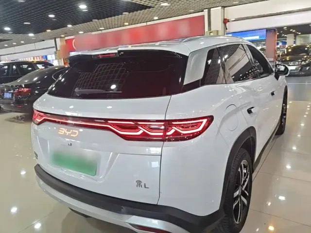 BYD Song L DM-i — Фото автомобиля 6