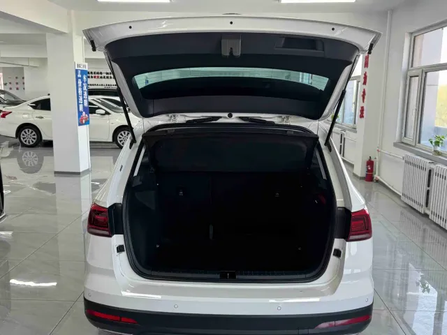 Volkswagen Tharu — Фото автомобиля 8