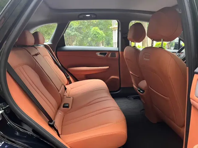 Shangjie SUV — Фото автомобиля 12