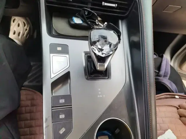 Roewe RX5 — Фото автомобиля 13