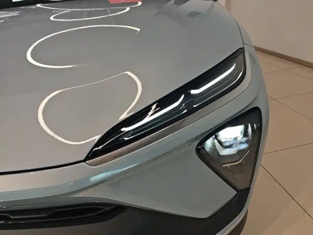 Nio ES6 — Фото автомобиля 23