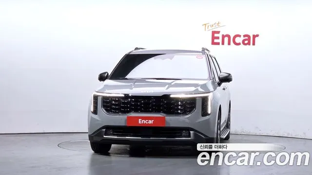 Kia Canival — Фото автомобиля 3