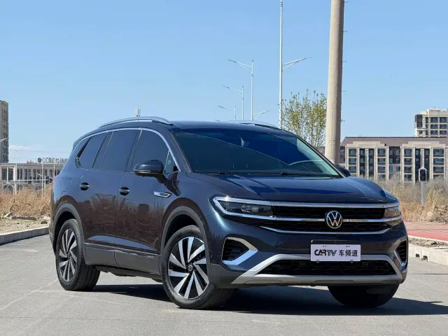 Volkswagen Talagon — Фото автомобиля 2