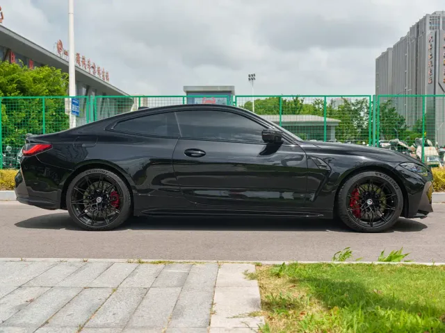 BMW M4 — Фото автомобиля 7
