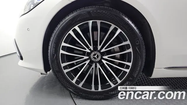 Mercedes-Benz S-Class W223 — Фото автомобиля 5