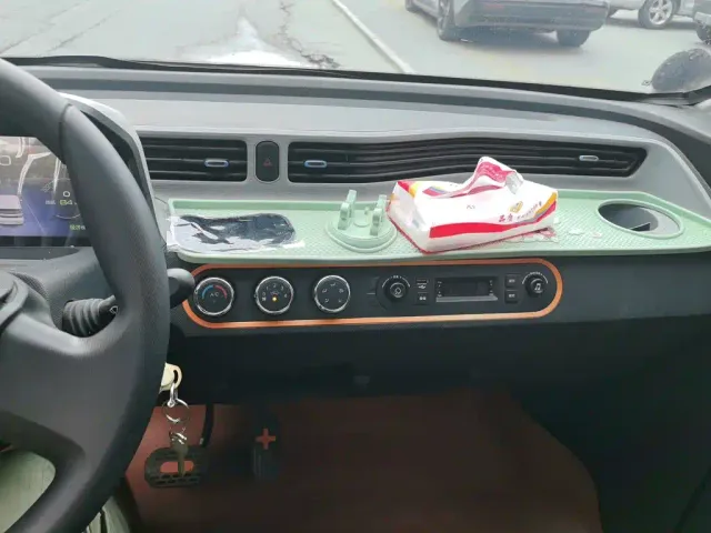Wuling Hongguang Mini EV — Фото автомобиля 14